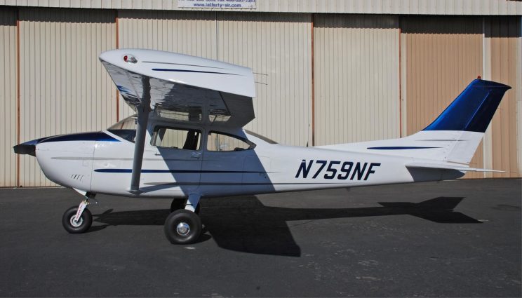 Airplane-for-sale-Cessna-182