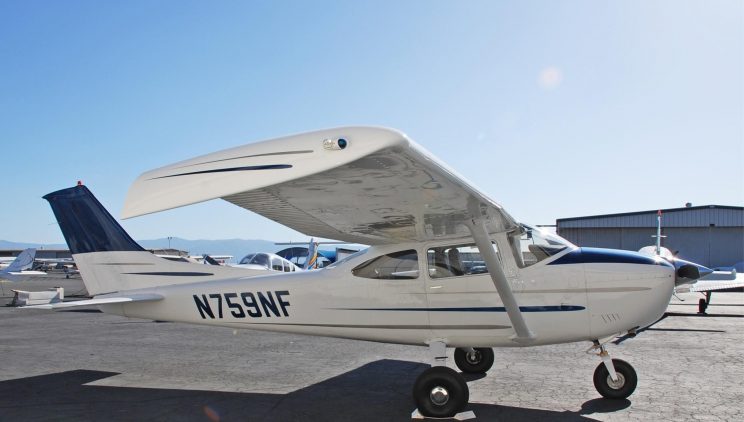 Airplane-for-sale-Cessna-182