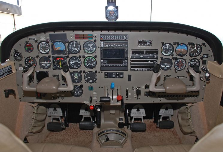 Airplane-for-sale-Piper-Saratoga