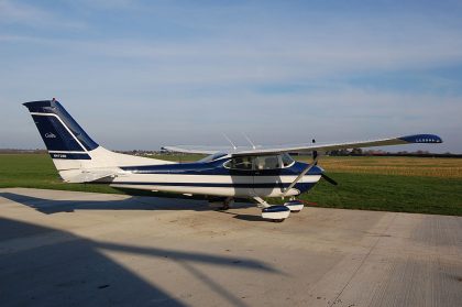 Airplane-for-sale-Cessna-C182