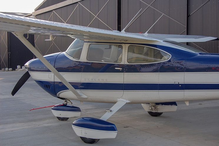 Airplane-for-sale-Cessna-C182