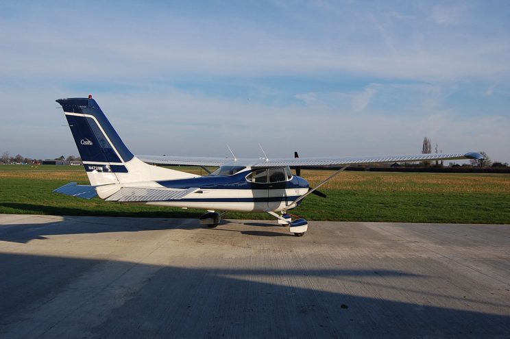 Airplane-for-sale-Cessna-C182