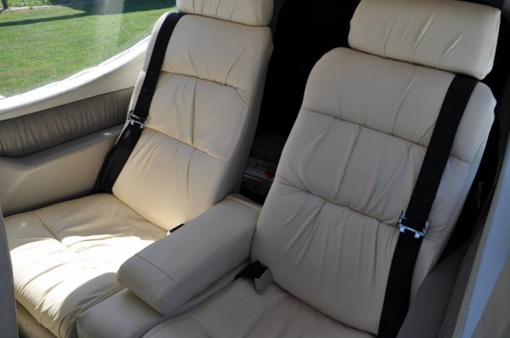 Airplane-for-sale-Commander-114