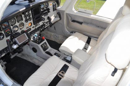 Airplane-for-sale-Commander-114