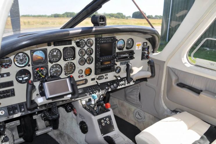 Airplane-for-sale-Commander-114