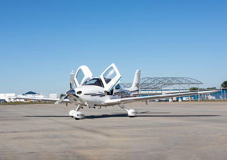 Plane-sales-Cirrus-SR22