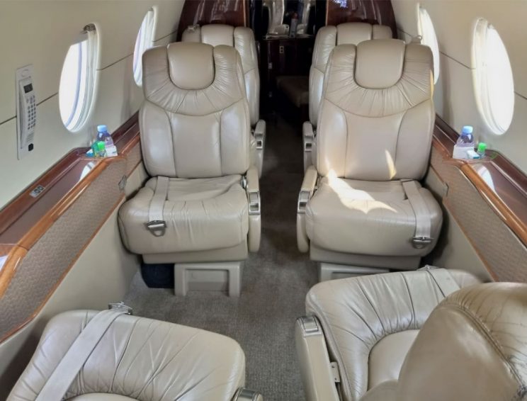 Jet-for-sale-Hawker-400XP