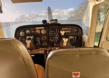 Aircraft-for-sale-Reims-Cessna-FR-172