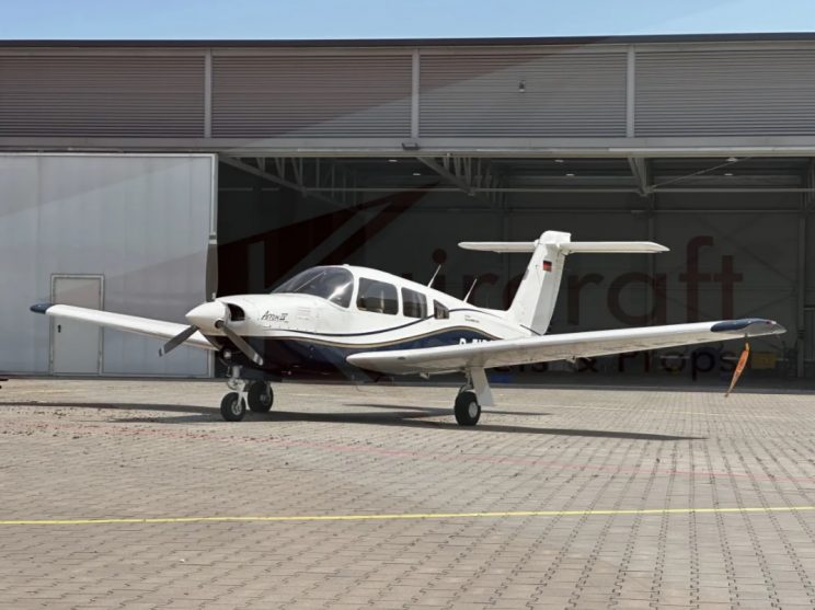 Airplane-for-sale-Piper-PA-28RT