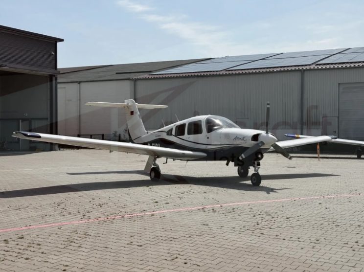 Airplane-for-sale-Piper-PA-28RT