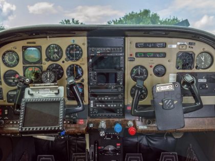 Airplane-for-sale-Cessna-FR-182-RG-Skylane
