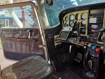 Airplane-for-sale-Cessna-FR-182-RG-Skylane