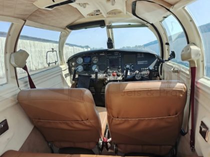 Aircraft-for-sale-Mooney-M20F