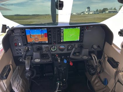 Airplane for sale Cessna 182T Skylane
