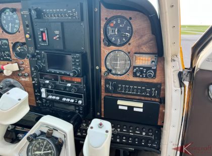 Airplane for sale Beechcraft-Bonanza-F33A